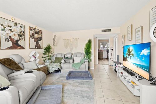 1905 Lake Worth Rd, Lake Worth Beach, FL, 33461-4233 | Card Image