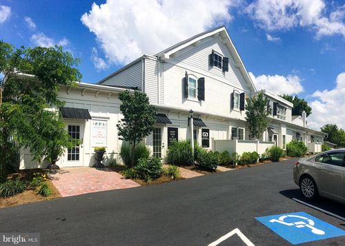 112-232 W Main St, LEOLA, PA, 17540-1752 | Card Image