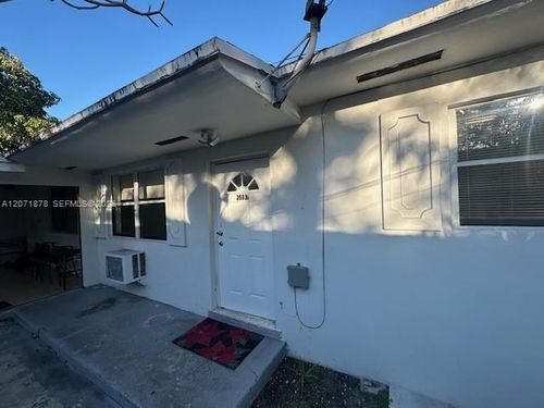2503-2501 Ne 184th Ter, North Miami Beach, FL, 33160-2038 | Card Image