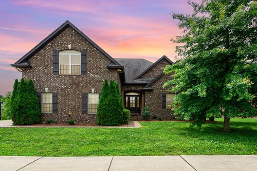 212 Hickory Pointe Dr, Lebanon, TN, 37087-5009 | Card Image