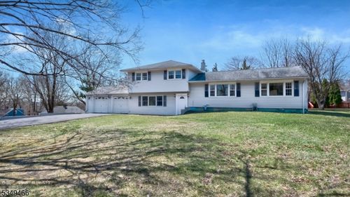 6 Golf Course Rd, Roxbury Twp, NJ, 07836-4600 | Card Image