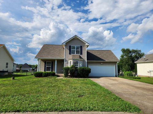 4048 New Grange Cir, Clarksville, TN, 37040-2531 | Card Image
