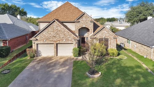 1001 Tennison Dr, Euless, TX, 76039-3217 | Card Image