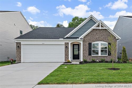 204 Jacob Ct, Sellersburg, IN, 47172-8015 | Card Image