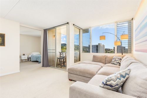 apt-1001-1624 Dole St, Honolulu, HI, 96822-4846 | Card Image