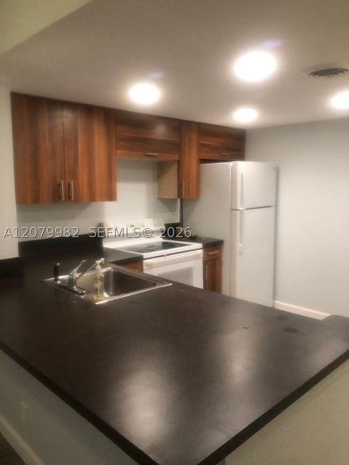 202-3700 N Pine Island Rd, Sunrise, FL, 33351-6551 | Card Image