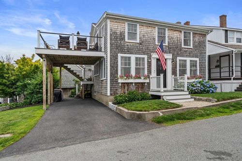 16 Squanto Rd, Weymouth, MA, 02191-1618 | Card Image