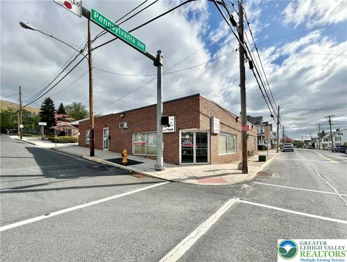 2 N Robinson Ave, Pen Argyl, PA, 18072-1453 | Card Image