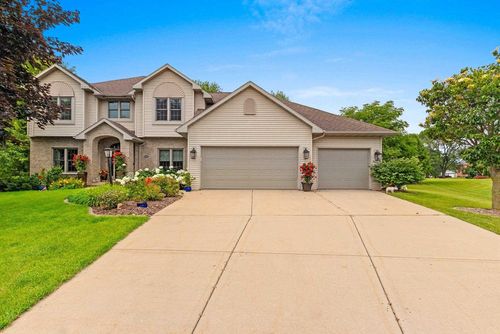 1108 Hoks Ridge Lane, LAWRENCE, WI, 54115 | Card Image