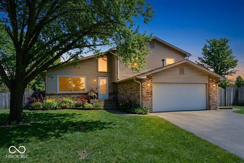 4945 Royal Orbit Ct, Indianapolis, IN, 46237-2154 | Card Image