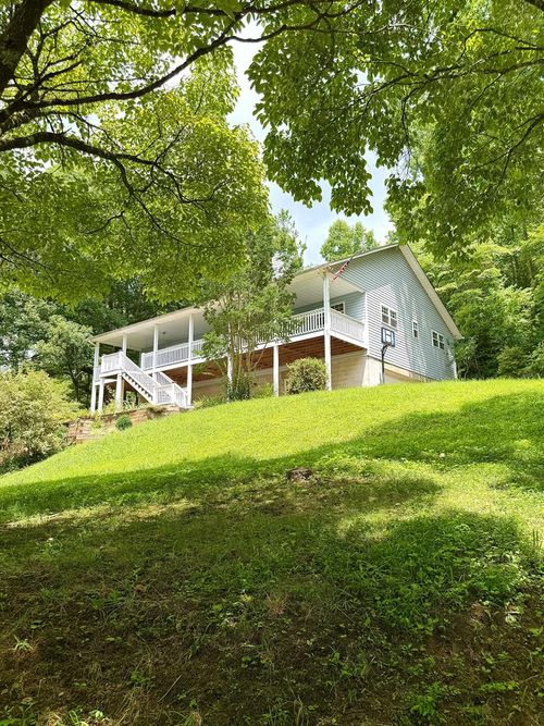 119 Ashlan Trl, Hayesville, NC, 28904-7865 | Card Image
