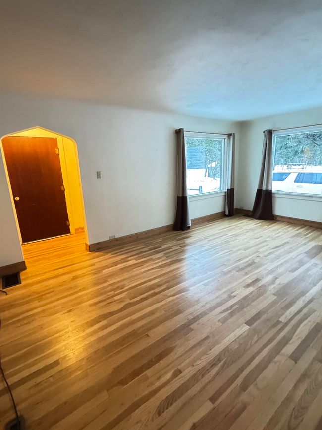 16682 Highway 31, House other with 3 bedrooms, 3 bathrooms and null parking in Metaline Falls WA | Image 8