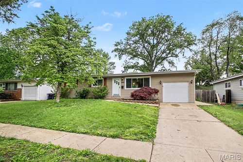 1265 Mallard Ln, Florissant, MO, 63031-3631 | Card Image