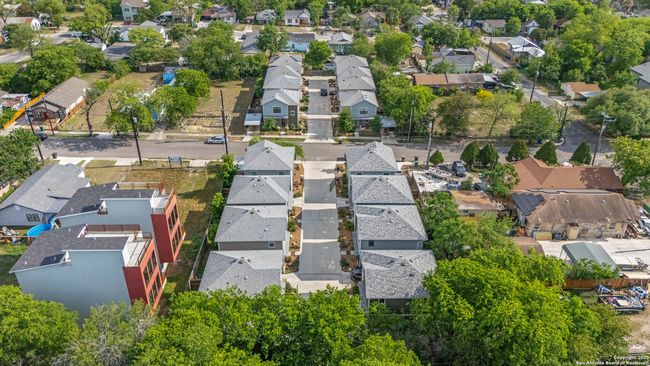 UNIT-401 - 211 Utah St, Townhouse with 2 bedrooms, 3 bathrooms and null parking in San Antonio TX | Image 39