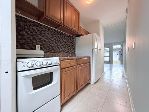 apt-3-809 2nd St, West Palm Beach, FL, 33401-4424 | Card Image
