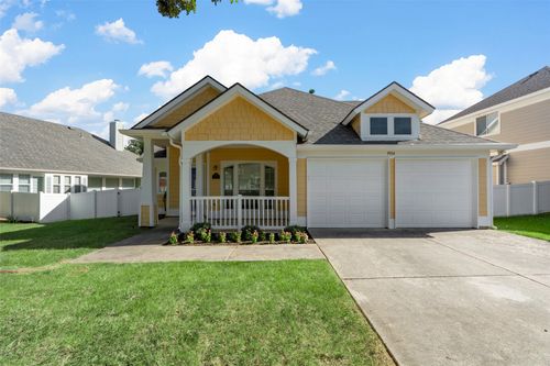 9914 Wethers Field Cir, Providence Village, TX, 76227-8589 | Card Image