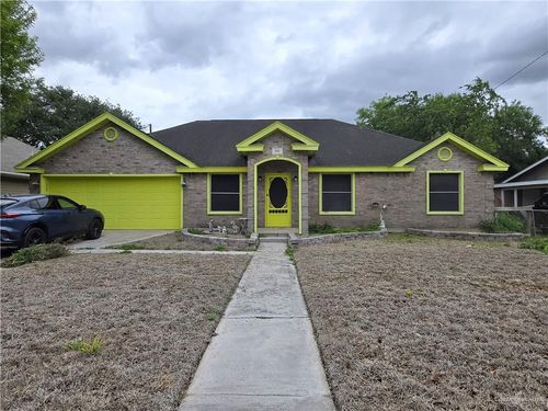 610 Ave B, La Feria, TX, 78559-5262 | Card Image