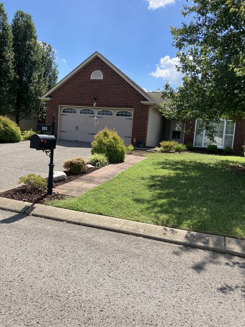 525 Callie Ave, Gallatin, TN, 37066-6687 | Card Image