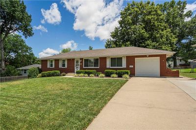 8505 Crescent Avenue, House other with 3 bedrooms, 1 bathrooms and null parking in Raytown MO | Image 3