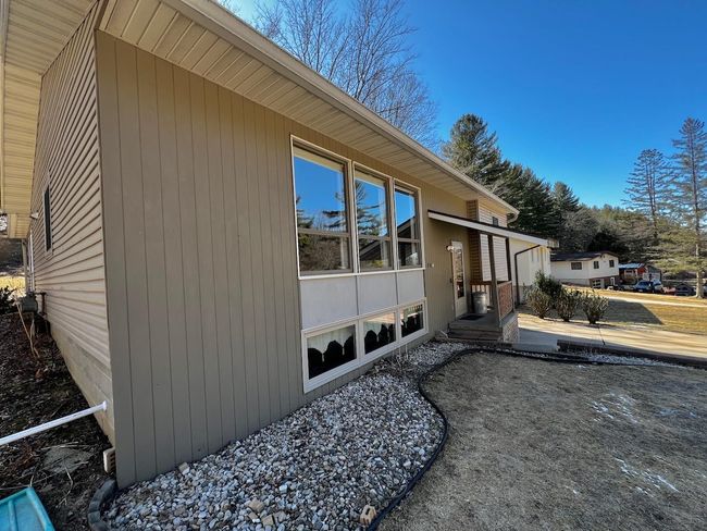 987 Valley View Drive, Home with 3 bedrooms, 2 bathrooms and null parking in RICHLAND CENTER WI | Image 39