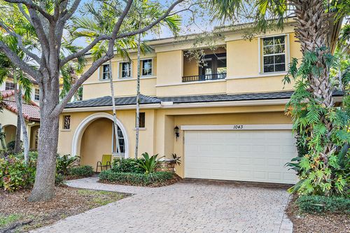 1043 Vintner Blvd, Palm Beach Gardens, FL, 33410-1526 | Card Image