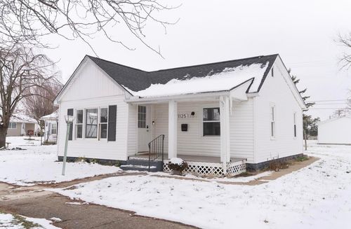 1125 E Paint St, Washington Court House, OH, 43160-1628 | Card Image