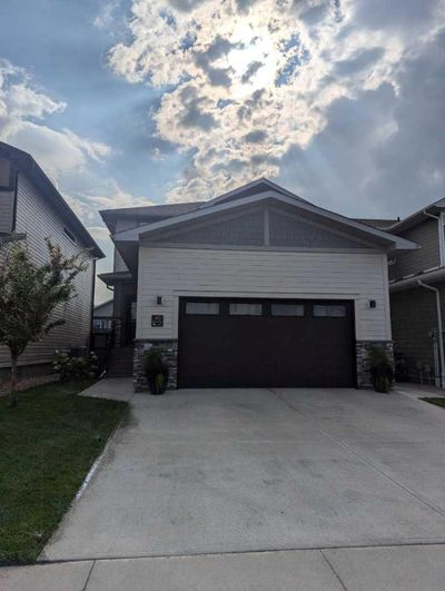 40 Northlander Rd W, House detached with 3 bedrooms, 2 bathrooms and 4 parking in Lethbridge AB | Image 1