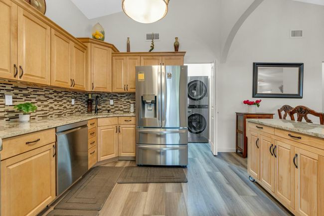 4389 Willow Pond Cir, Condo with 2 bedrooms, 2 bathrooms and null parking in West Palm Beach FL | Image 7