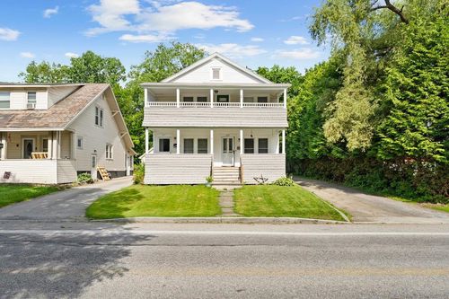 215 Dewey St, Bennington, VT, 05201-2224 | Card Image