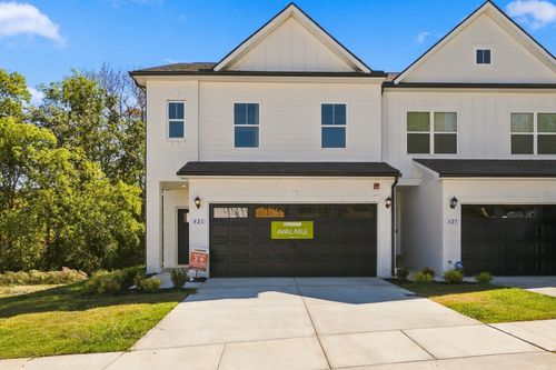421 Kingsbury Drive, Gallatin, TN, 37066 | Card Image