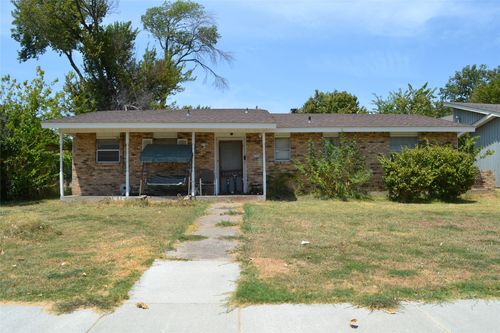 2415 Whit Dr, Mesquite, TX, 75150-5326 | Card Image