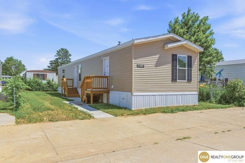 84-12382 Rose Dr, Blair, NE, 68008-7512 | Card Image
