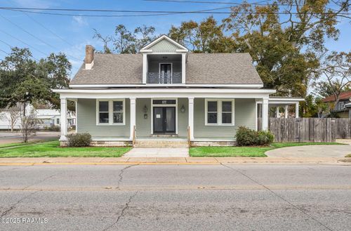 122 Port St, Saint Martinville, LA, 70582-3920 | Card Image