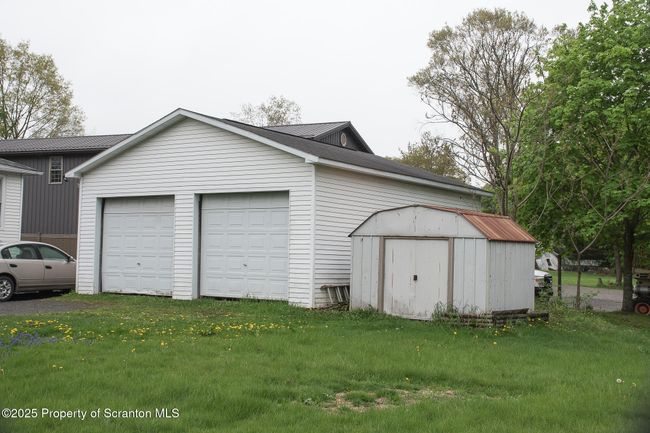 Garage | Image 9