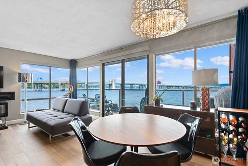 unit-214-2360 43rd Ave E, Seattle, WA, 98112-2703 | Card Image