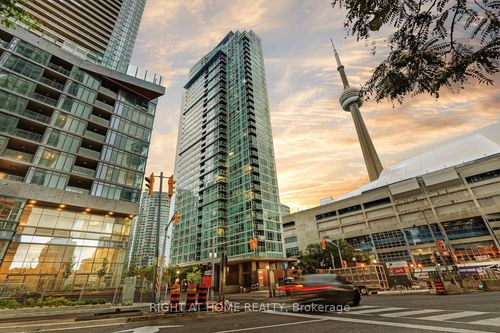 2316-81 Navy Wharf Court, Toronto, ON, M5V3S2 | Card Image