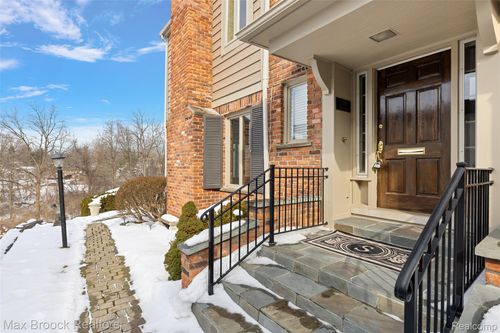 1300 Northlawn Blvd, Birmingham, MI, 48009-5006 | Card Image