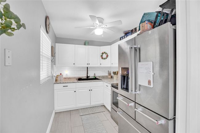 2554 3 Rd St Sw, House other with 3 bedrooms, 1 bathrooms and null parking in Vero Beach FL | Image 12