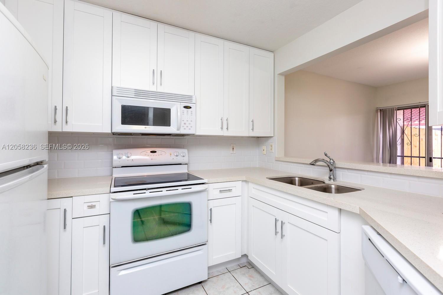 Residential Lease in Cutler Bay 3