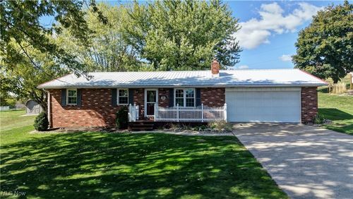 128 Rhine St Sw, Sugarcreek, OH, 44681-9357 | Card Image