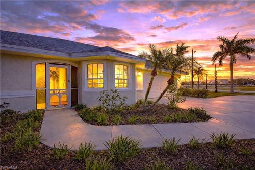 16474 Trading Post Rd, Punta Gorda, FL, 33955-4092 | Card Image