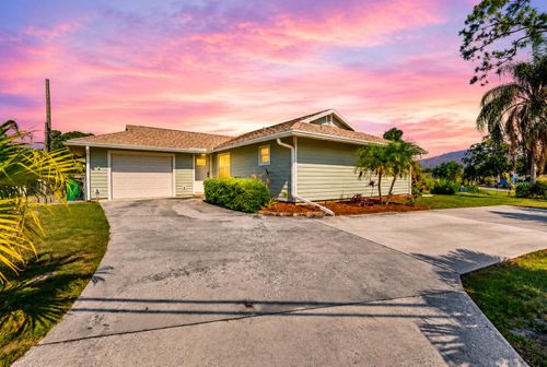 2411 Se Floresta Dr, Port Saint Lucie, FL, 34984-5220 | Card Image