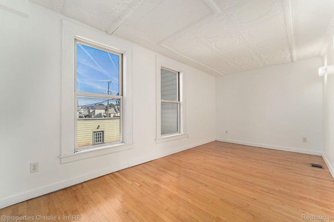 APT-2 - 8820 Joseph Campau St, Condo with 2 bedrooms, 2 bathrooms and null parking in Hamtramck MI | Image 15