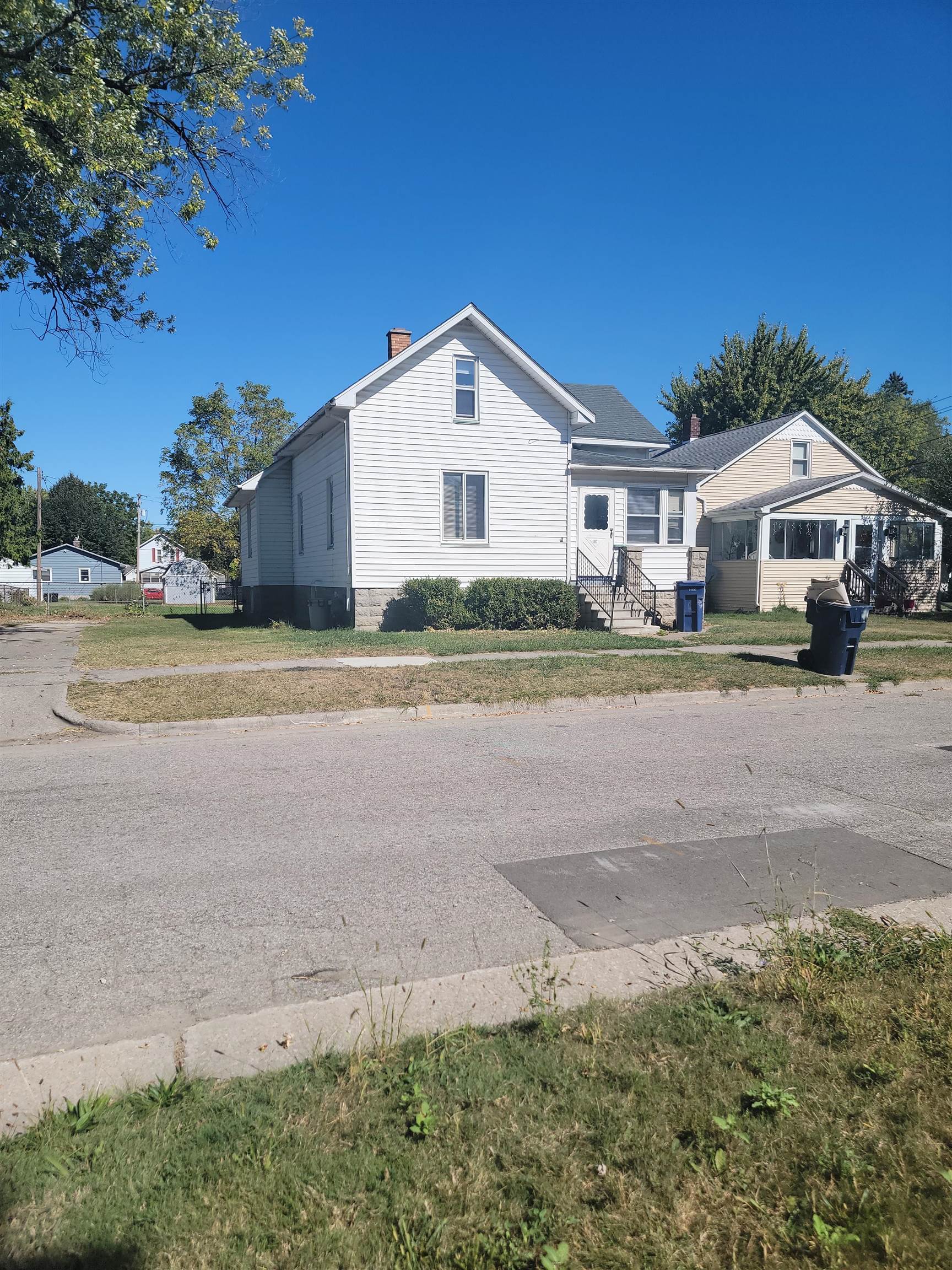 17th St, Bay City, MI 48708