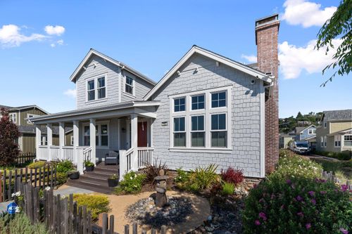 132 Loch Lomond Drive, San Rafael, CA, 94901 | Card Image