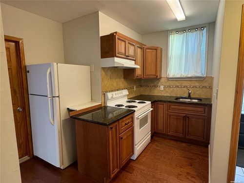 1-8 John St, Babylon, NY, 11702 | Card Image