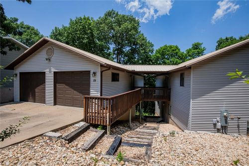 19 Bobwhite Ln, Holiday Island, AR, 72631-4702 | Card Image