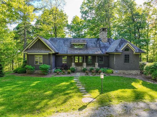 530 Heaton Forest Rd, Cashiers, NC, 28717 | Card Image