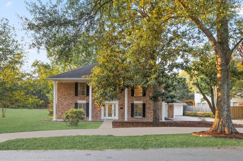 522 River Plantation Dr, Conroe, TX, 77302-3742 | Card Image