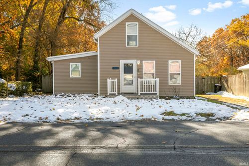 22978 Edison Rd, South Bend, IN, 46628-1042 | Card Image